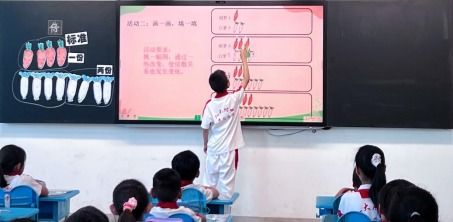 柠檬老师的恐怖课堂游戏安卓版最新版2024下载安装 